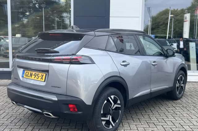 Peugeot 2008 (2024) thumbnail 6