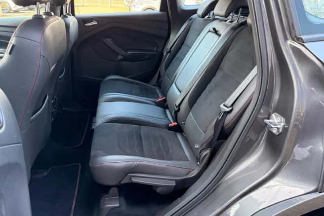 Ford Kuga (2018) thumbnail 16