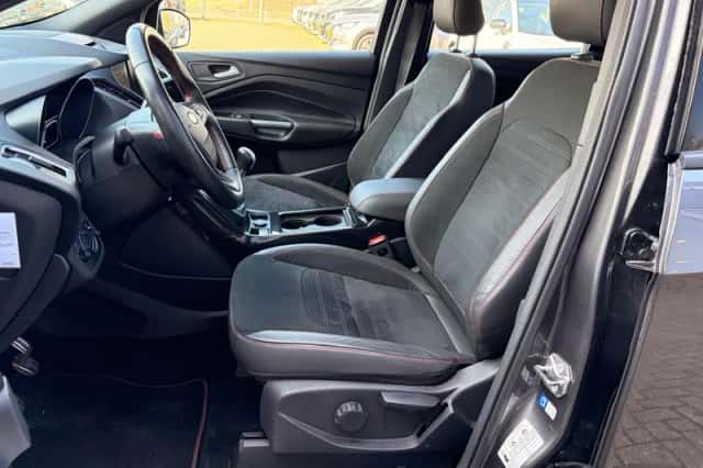 Ford Kuga (2018) thumbnail 20
