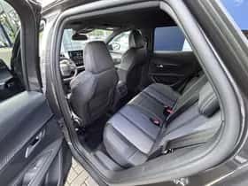 Peugeot 3008 (2024) thumbnail 25