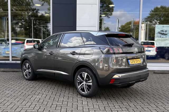 Peugeot 3008 (2024) thumbnail 6
