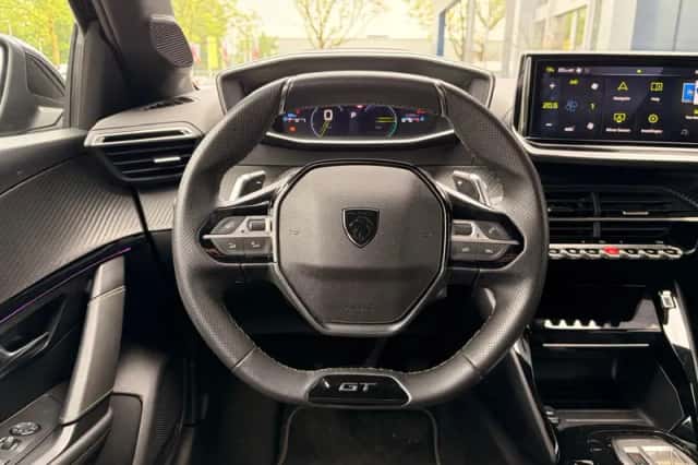 Peugeot 208 (2024) thumbnail 21