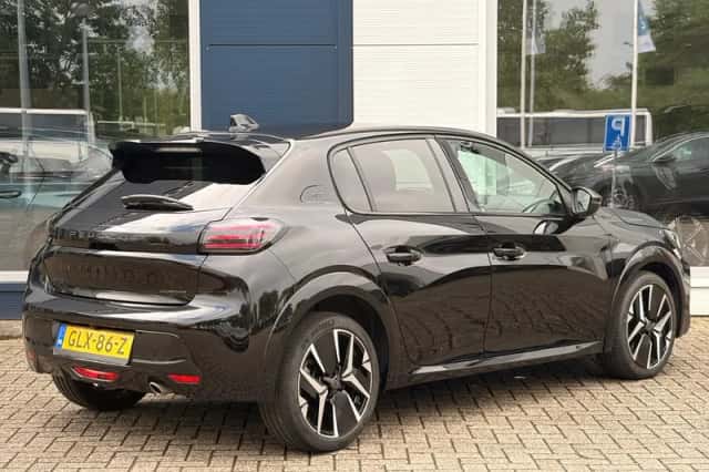 Peugeot 208 (2024) thumbnail 5