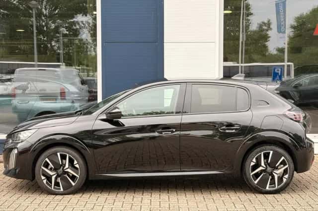 Peugeot 208 (2024) thumbnail 6