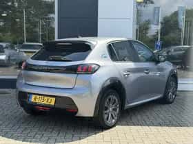Peugeot e-208 (2022) thumbnail 5