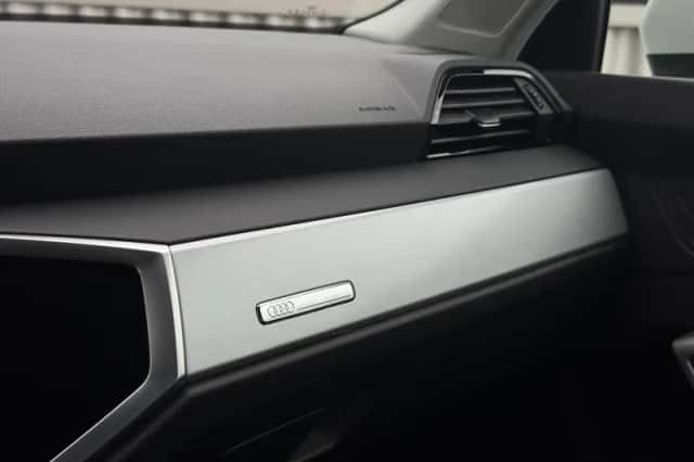 Audi Q3 (2022) thumbnail 21