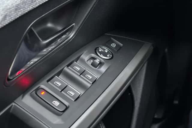 Peugeot 5008 (2025) thumbnail 20