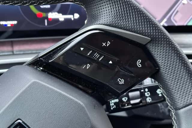 Peugeot 5008 (2025) thumbnail 23