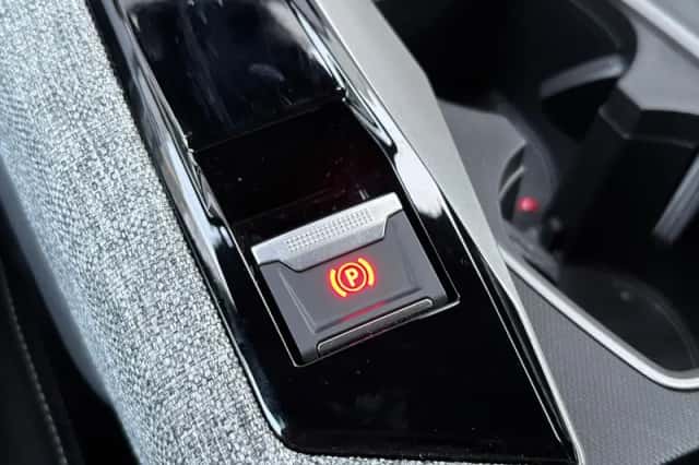 Peugeot 5008 (2025) thumbnail 31