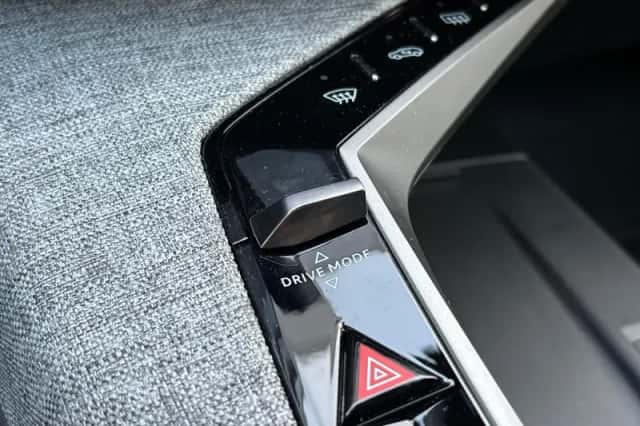 Peugeot 5008 (2025) thumbnail 33