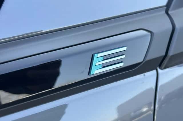 Peugeot e-2008 (2026) thumbnail 9
