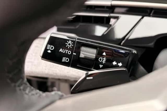 Peugeot 3008 (2025) thumbnail 18
