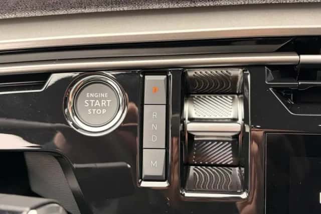 Peugeot 3008 (2025) thumbnail 23