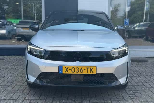 Opel Corsa (2024) thumbnail 3