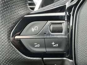 Peugeot 5008 (2023) thumbnail 20