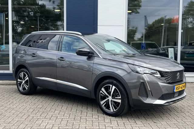 Peugeot 5008 (2023) thumbnail 3
