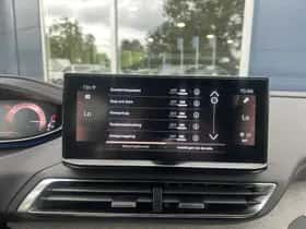 Peugeot 5008 (2023) thumbnail 28