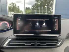 Peugeot 5008 (2023) thumbnail 30
