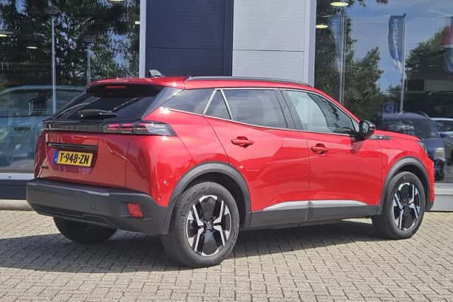 Peugeot e-2008 (2023) thumbnail 5