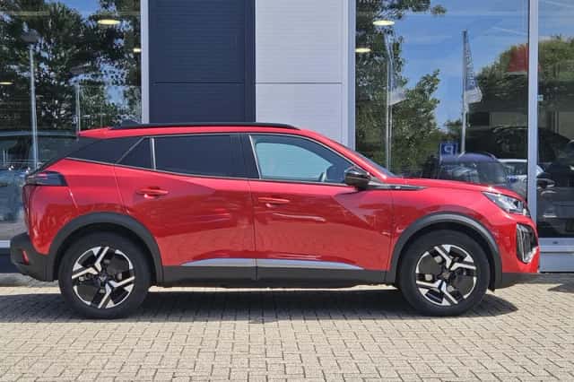 Peugeot e-2008 (2023) thumbnail 6