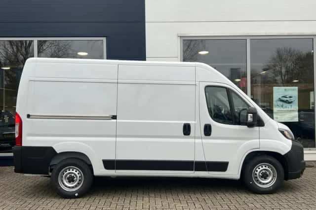 Peugeot Boxer (2024) thumbnail 4