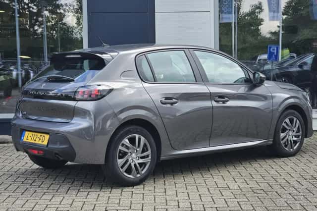 Peugeot 208 (2021) thumbnail 3