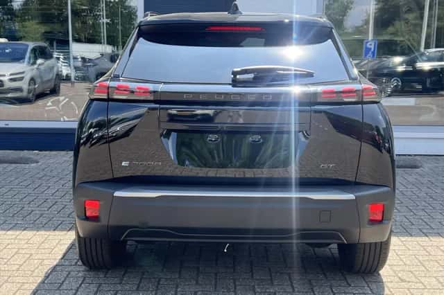 Peugeot e-2008 (2026) thumbnail 6