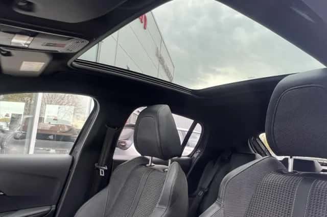 Peugeot 208 (2020) thumbnail 26