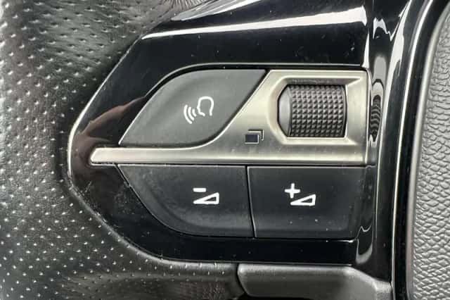 Peugeot 208 (2020) thumbnail 28