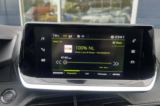 Peugeot 208 (2020) thumbnail 35
