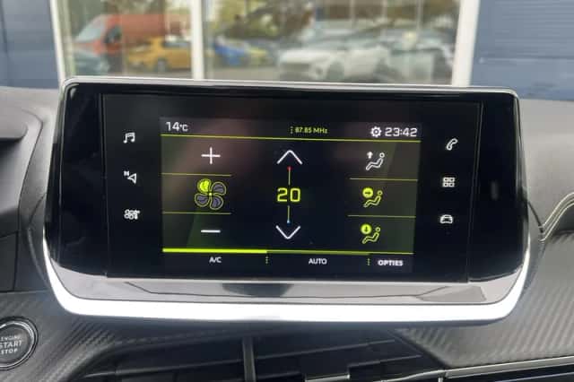Peugeot 208 (2020) thumbnail 36