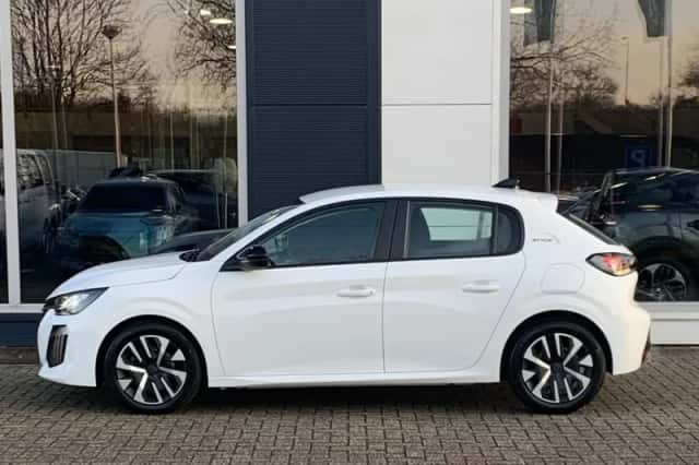 Peugeot 208 (2025) thumbnail 5