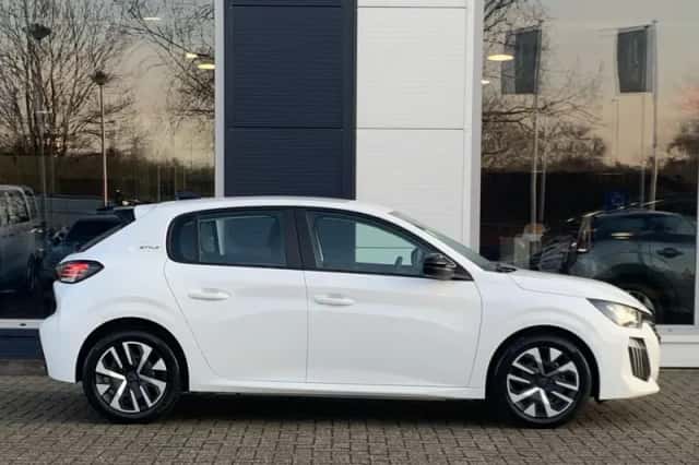 Peugeot 208 (2025) thumbnail 7