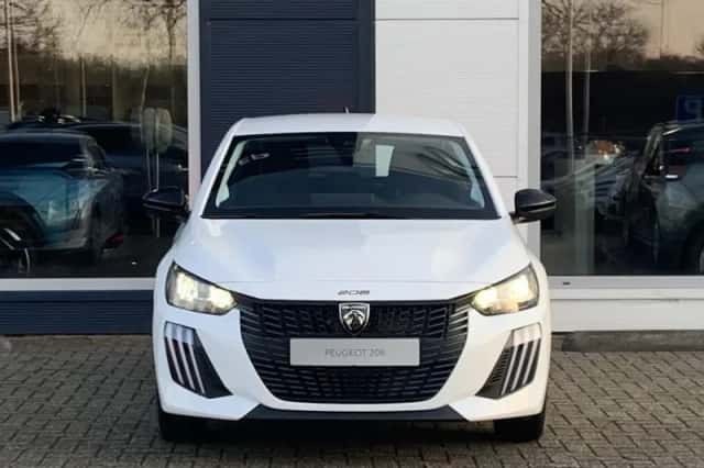Peugeot 208 (2025) thumbnail 8