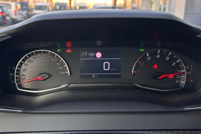 Peugeot 208 (2025) thumbnail 10