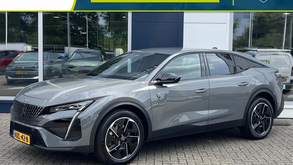 Peugeot 408 (2025) — foto 1