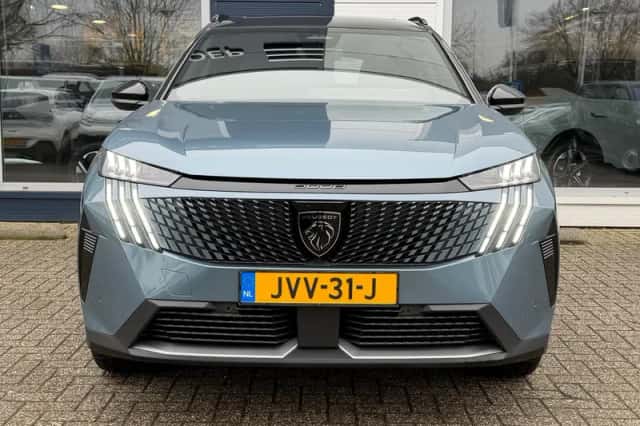 Peugeot 5008 (2026) thumbnail 3