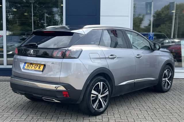 Peugeot 3008 (2023) thumbnail 5