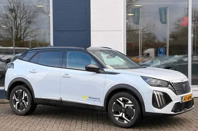 Peugeot 2008 (2025) thumbnail 2