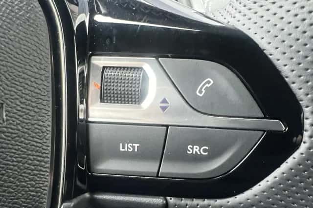 Peugeot 2008 (2025) thumbnail 23