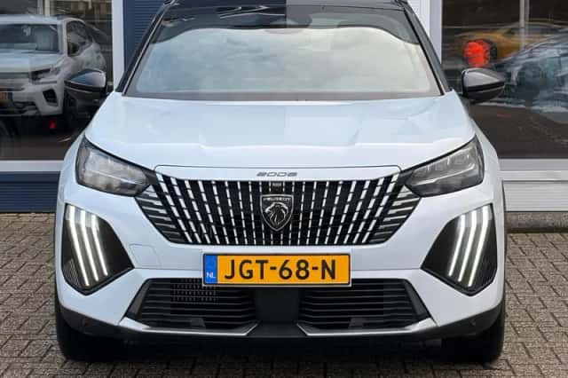 Peugeot 2008 (2025) thumbnail 5
