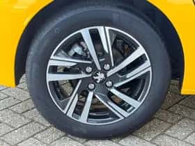 Peugeot 208 (2021) thumbnail 12