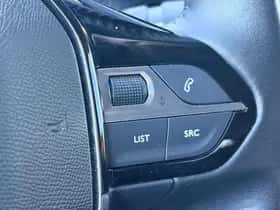Peugeot 208 (2021) thumbnail 18