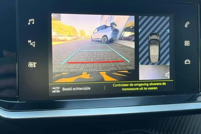 Peugeot 208 (2021) thumbnail 30