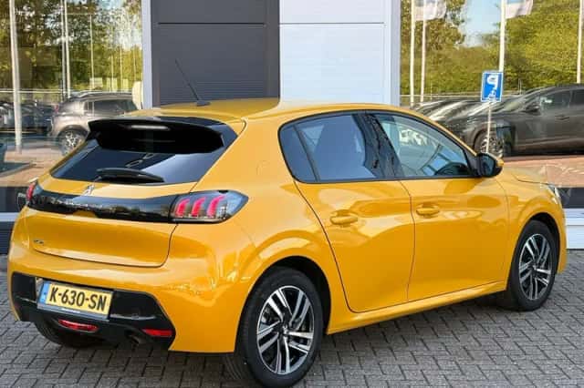 Peugeot 208 (2021) thumbnail 6