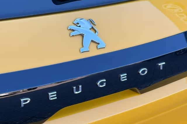 Peugeot 208 (2021) thumbnail 10