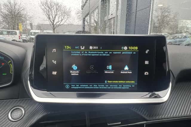 Peugeot e-208 (2022) thumbnail 24