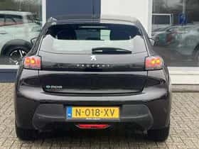 Peugeot e-208 (2022) thumbnail 6