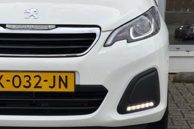 Peugeot 108 (2021) thumbnail 12