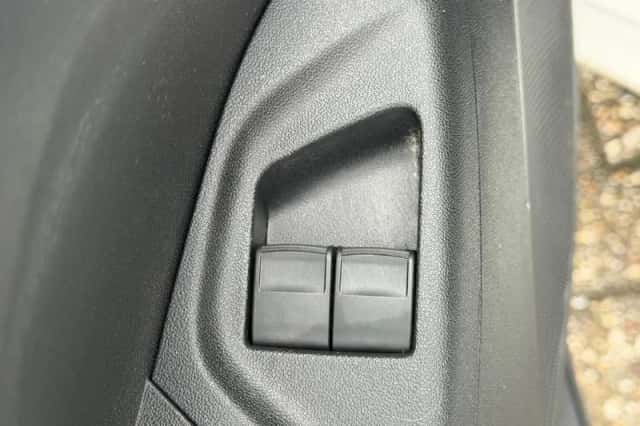 Peugeot 108 (2021) thumbnail 19